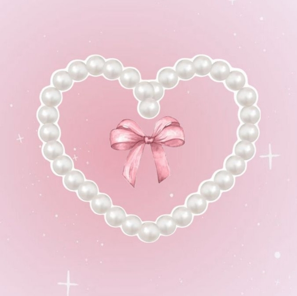 Meet your Posher, Gigi - Picture 1 of 1